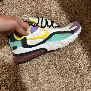 Nike React